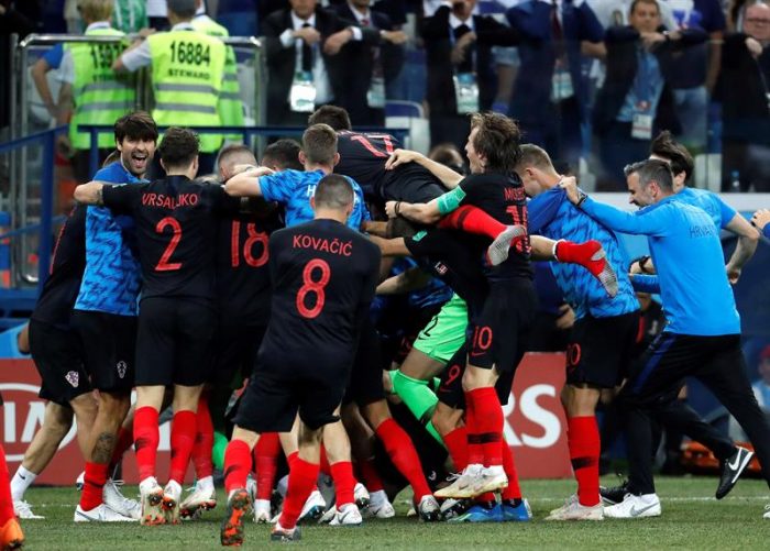 Croacia avanza a cuartos tras derrotar a Dinamarca en un partido que prometía mucho y que terminó en la definición a penales