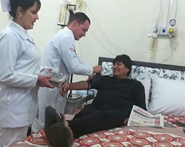 Evo Morales confirma que fue intervenido con éxito de un «pequeño tumor»