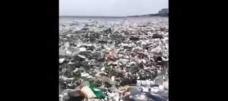 Un océano de plásticos: Las terribles imágenes de la contaminación en República Dominicana