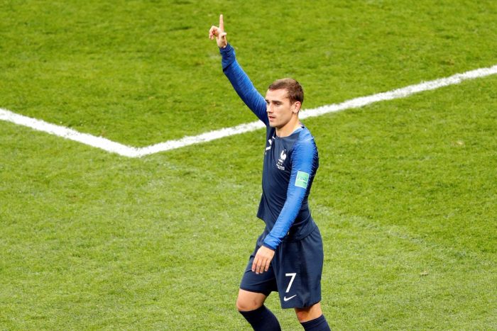 El penal de Griezmann (tras decisión del VAR) que vuelve a poner en ventaja a Francia en la final del Mundial