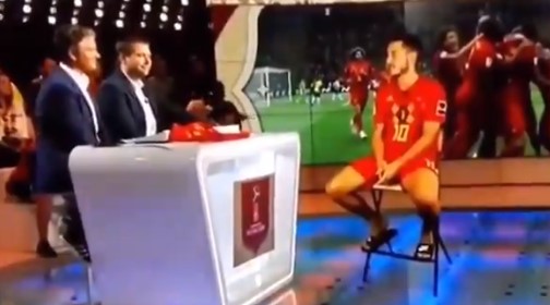 Alucinante: Eden Hazard fue entrevistado desde Bélgica como un holograma