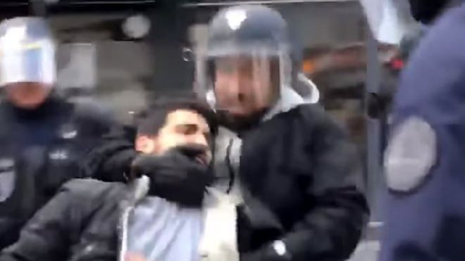 Escándalo en Francia: Cae el jefe de seguridad de Macron que golpeó a manifestantes