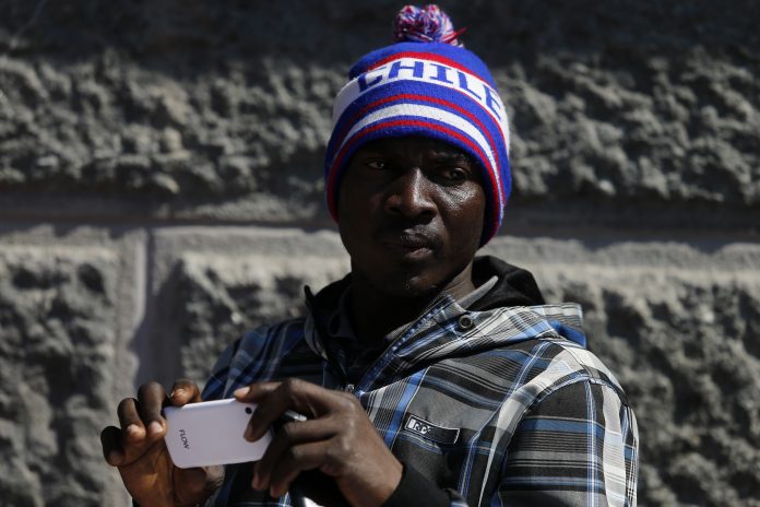 Entra en vigor visado humanitario para que haitianos traigan a sus parientes a Chile