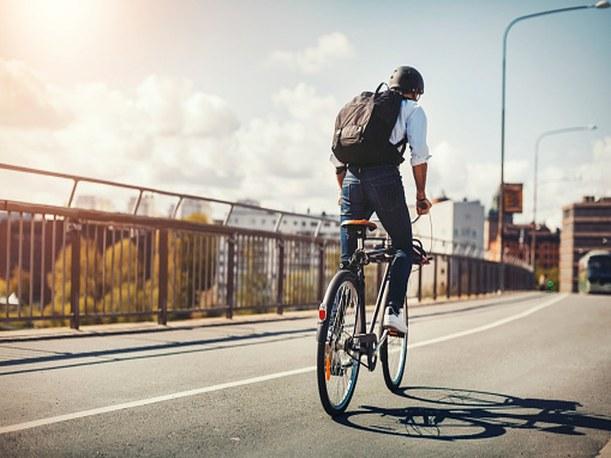 50% de los chilenos iría en bicicleta al trabajo si recibieran algún incentivo