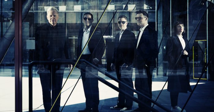 Los sintetizadores pop de New Order vuelven a Chile en noviembre