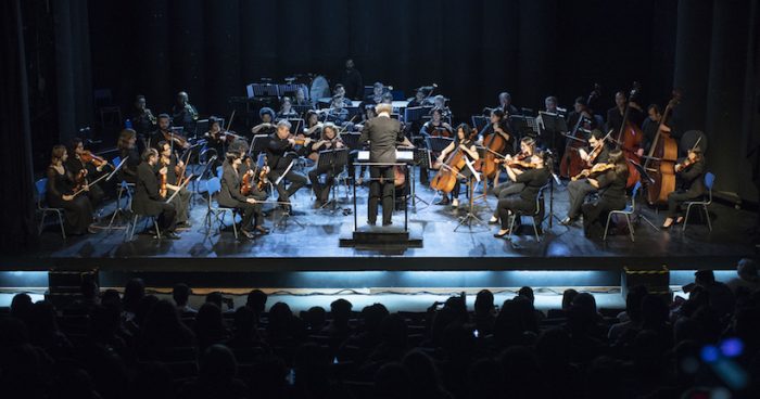 Concierto gratuito Orquesta Clásica U. de Santiago bajo dirección de Alejandra Urrutia en Aula Magna USACH