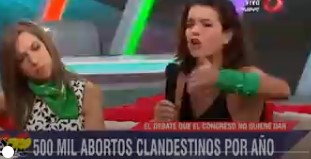 Intenso discurso de mujer pro aborto en plena discusión sobre su legalidad en Argentina