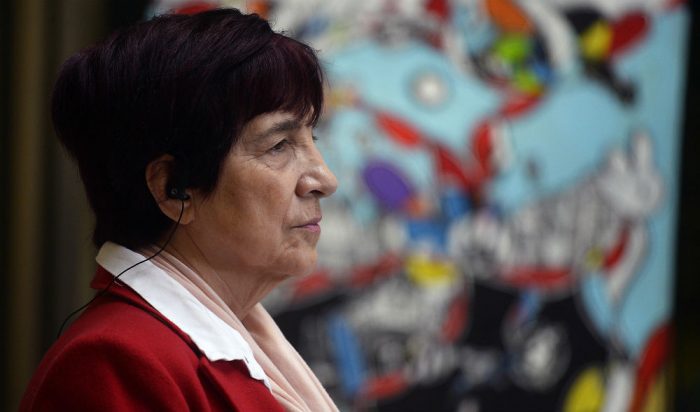 DDHH: Ola de solidaridad con Carmen Hertz tras amenazas en su contra por fustigar el “Supremazo”