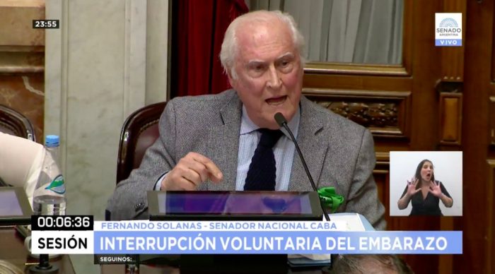El duro discurso del senador Pino Solanas ante la votación del senado en Argentina: “Nadie podrá parar a la oleada de la nueva generación. Será ley, habrá ley, contra viento y marea”