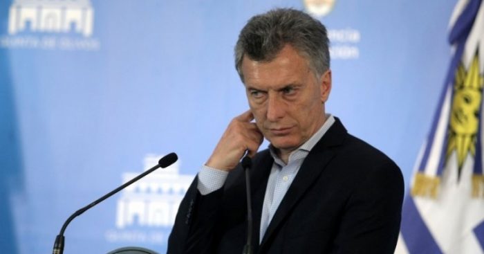 [Lo+comentado] Crisis en Argentina: peso se derrumba y crecen rumores de cambio de gabinete