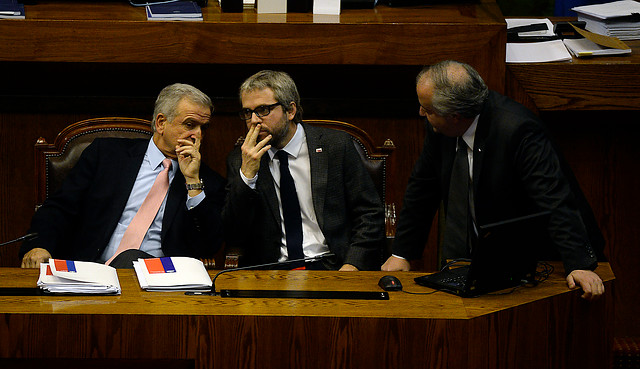 Piñera ordena a ministros lograr acuerdo con la oposición por salario mínimo
