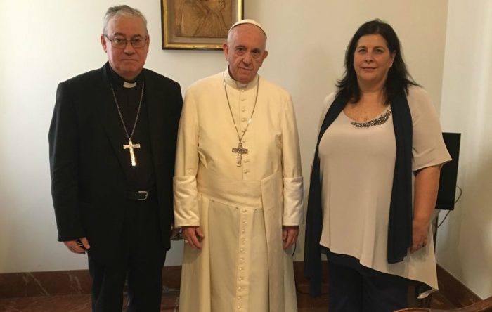 Papa Francisco se reunió con obispo de San Bernardo para conversar sobre casos de abusos sexuales