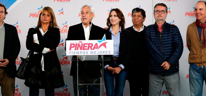 Piñera se juega carta para tratar de ordenar al oficialismo: cita a reunión a ministros y timoneles de Chile Vamos