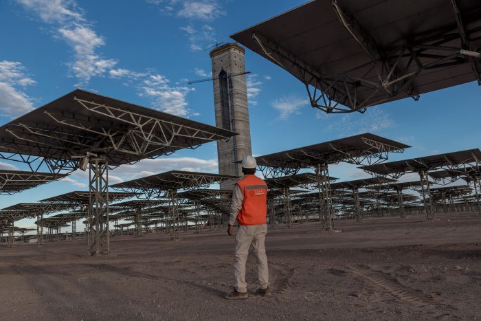 Gigante termosolar en el desierto de Atacama desafía a Tesla