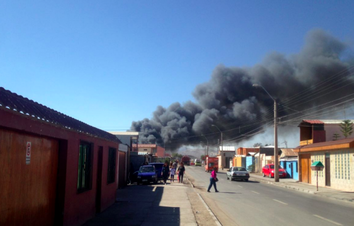 Bolivia asistirá a sus ciudadanos afectados por el incendio en Calama