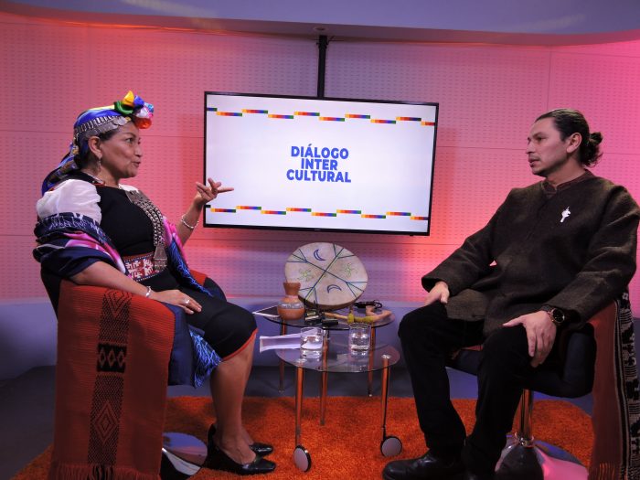 «Diálogo intercultural»: el primer programa de TV sobre el mundo cultural indígena de Chile