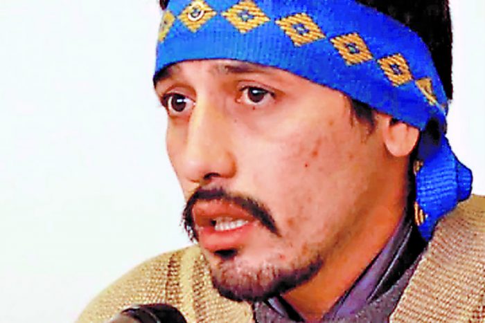 Gobierno argentino materializa extradición de dirigente mapuche, quien inicia huelga de hambre