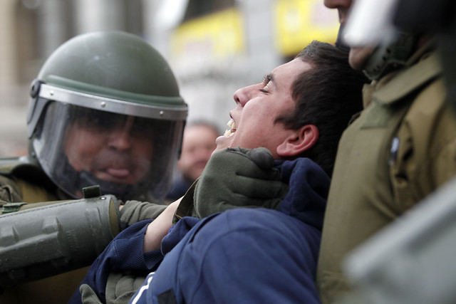 Chile reporta a la ONU 802 casos de abusos policiales entre 2010 y 2017