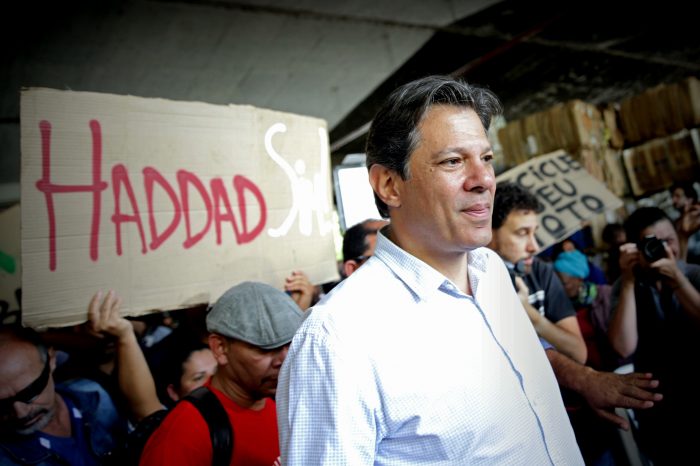 Haddad teme carrera armamentista en Latinoamérica si Bolsonaro vence en Brasil