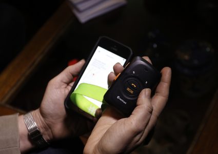 Problemas técnicos para instalar tobilleras en casos de VIF: apenas 4% de solicitudes concretadas