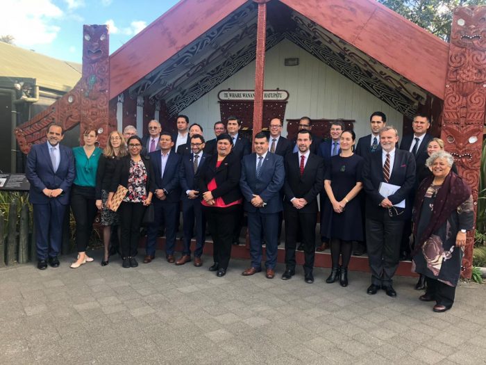 Pueblo Maorí de Nueva Zelanda nombra a Diego Ancalao como embajador del Foro Mundial Indígena de Negocios