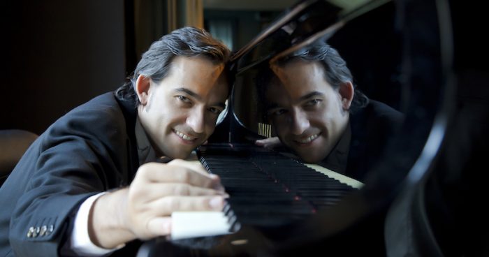 Concierto pianista vasco Josu Okiñena en Valparaíso