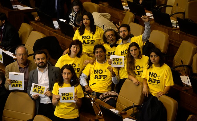 Parlamentarios del Frente Amplio emplazan a la oposición a mantenerse “consecuente” ante la reforma previsional de Piñera