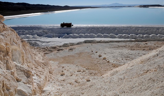Albemarle apuesta por proyecto de litio en Australia tras suspender su expansión en Chile