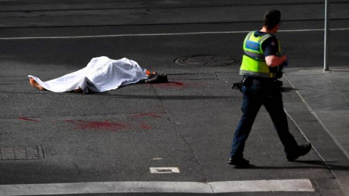 Un muerto y dos heridos en ataque un terrorista en Australia reivindicado por EI