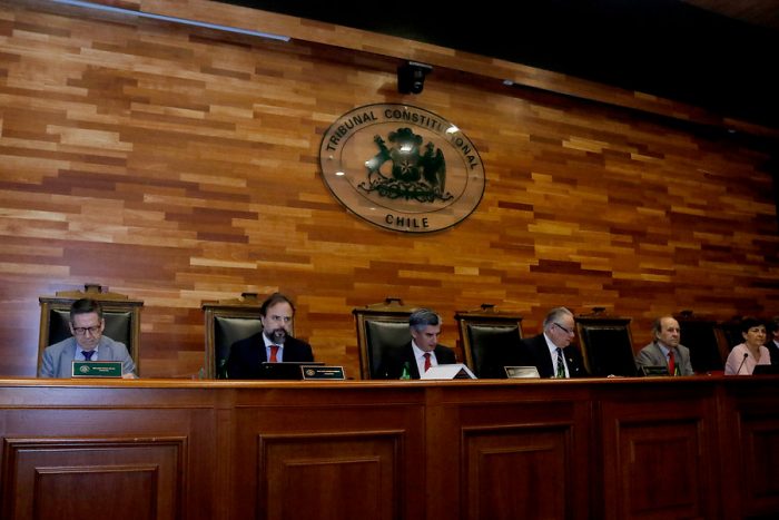 El PS  busca inhabilitar a tres integrantes del Tribunal Constitucional que decidirán sobre protocolo de aborto