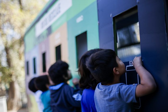 Bus del reciclaje: educación para cuidar el planeta