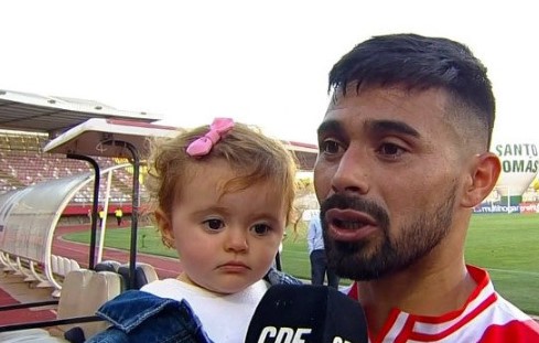 Divertida entrevista a jugador de Curicó provoca risas en Redes Sociales