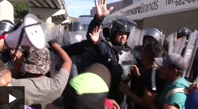 Caravana de migrantes en Tijuana: México anuncia que deportará a grupo que intentó cruzar la frontera con EE.UU. el domingo