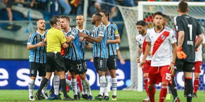 Peligra la final: Gremio afirma que «la honra» de la Copa Libertadores «está en juego»