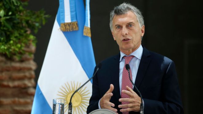 Argentinos buscan refugio en bonos de Chile ante temor electoral