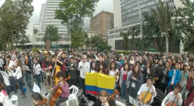 Protestas estudiantiles en Colombia al ritmo de «El baile de los que sobran» de Los Prisioneros