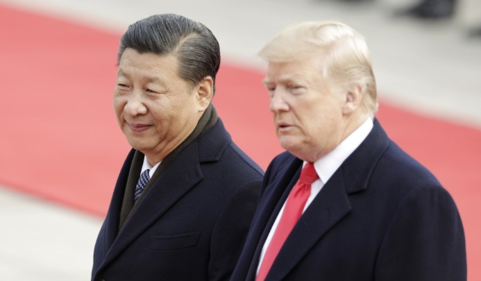 Trump adelanta que negociaciones comerciales con China van “muy bien”