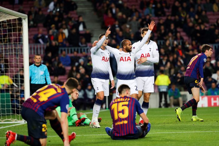 Vidal fue suplente en el empate de Barcelona ante el Tottenham