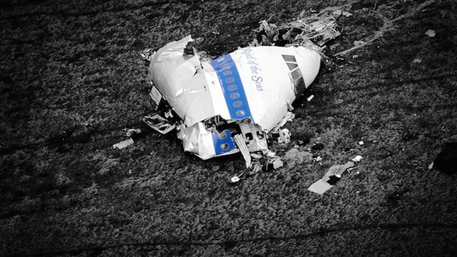 «De repente el cielo se volvió naranja»: cómo fue el atentado del vuelo Pan Am 103 que mató a 270 personas en Lockerbie hace 30 años