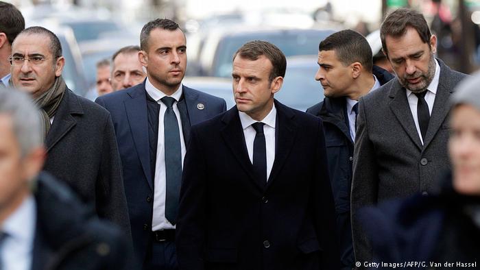 El Gobierno francés abre consultas por la crisis de los «chalecos amarillos»