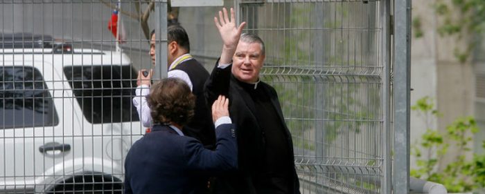 Se le acabó el plazo: cura O’Reilly cumple su condena y tiene 72 horas para irse de Chile