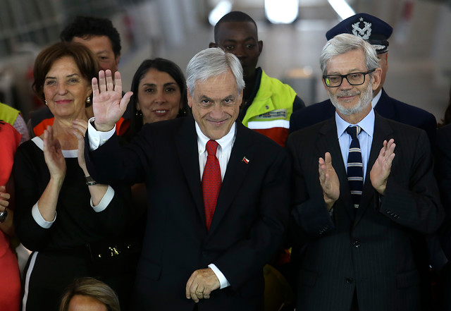 En menos de una semana Piñera pasó de criticar “el infierno de la izquierda” a pedir “unir nuestras fuerzas”