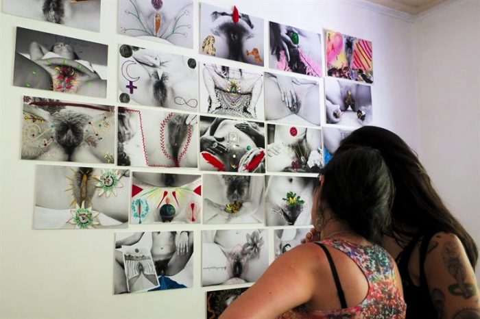 “Vulva, la flor de mi vida”, la rupturista exposición fotográfica que viene a romper tabúes en Chile