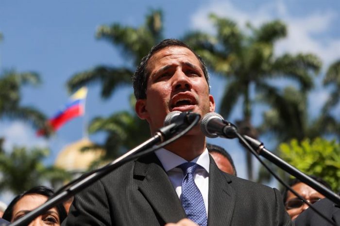 Supremo venezolano busca borrar poder de la opositora Asamblea Nacional