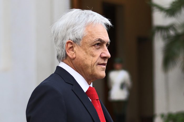 Piñera insiste en necesidad de reforma a Carabineros en reunión con miembros de la Comisión de Seguridad del Senado