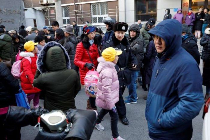Veinte niños heridos en un ataque con un martillo en una escuela de Pekín