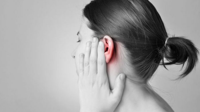 Cuidados de nuestra salud auditiva durante el verano