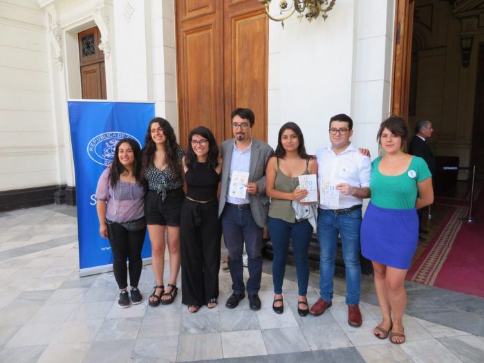 Deudores educacionales critican el CAE 2.0 de Piñera y lanzan campaña “Fin al Dicom por estudiar”