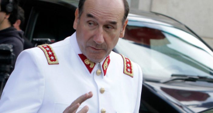 Ex comandante en jefe del Ejército, Juan Miguel Fuente-Alba, declara por más de 10 horas por hechos de corrupción en la institución