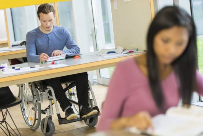 Abren postulación al programa que apoya a estudiantes con discapacidad en instituciones de educación superior